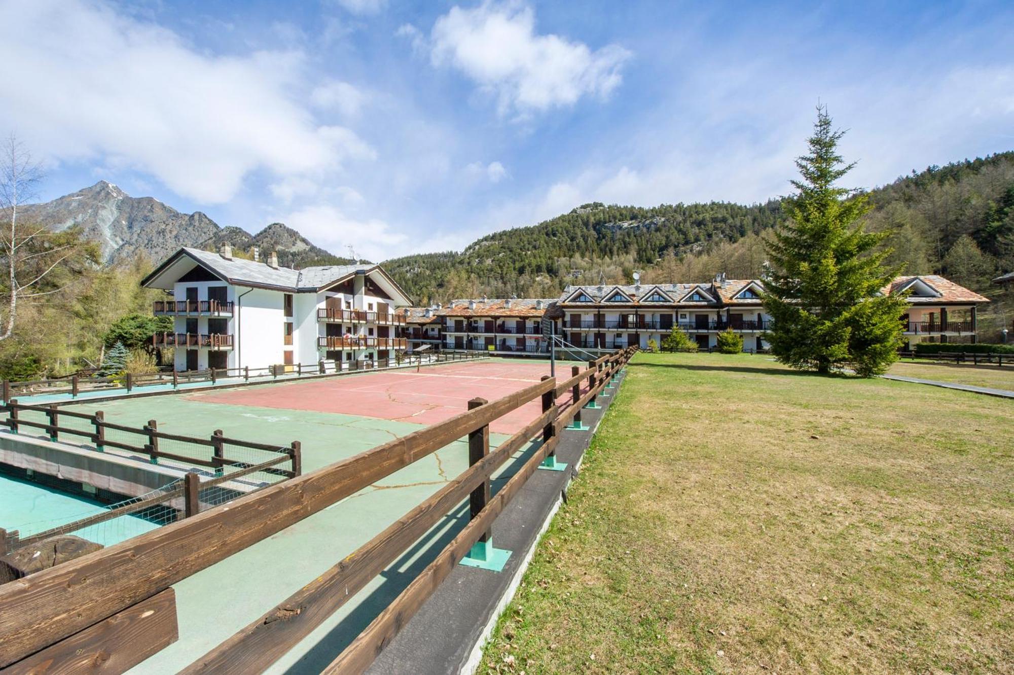 Vila Gioiello Col De Joux Saint-Vincent Exteriér fotografie
